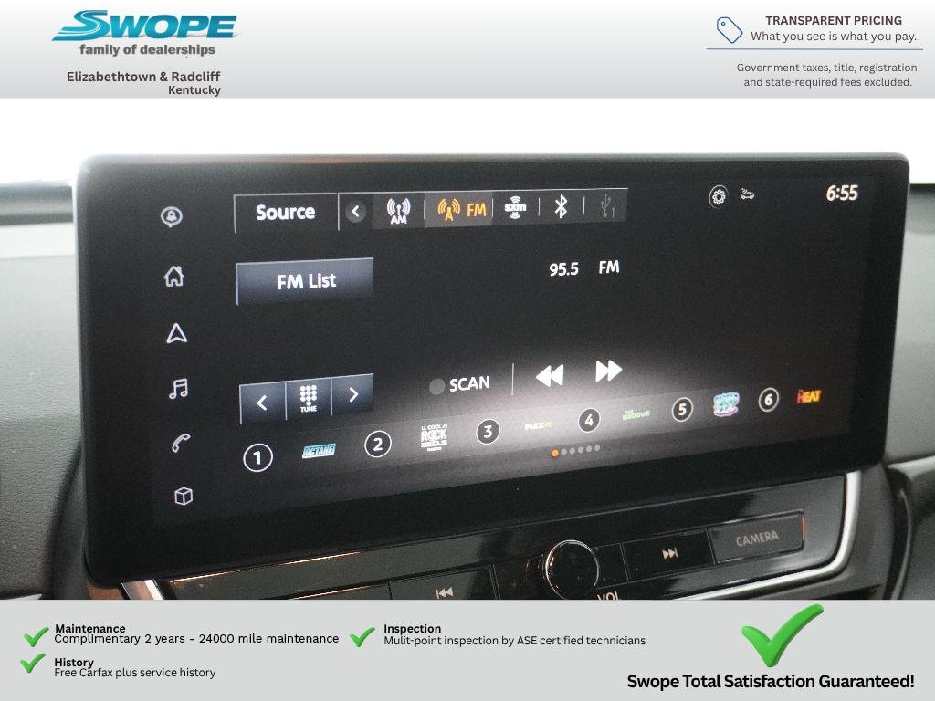 Used 2024 Pearl White Tricoat Nissan 2.0 SR image 21