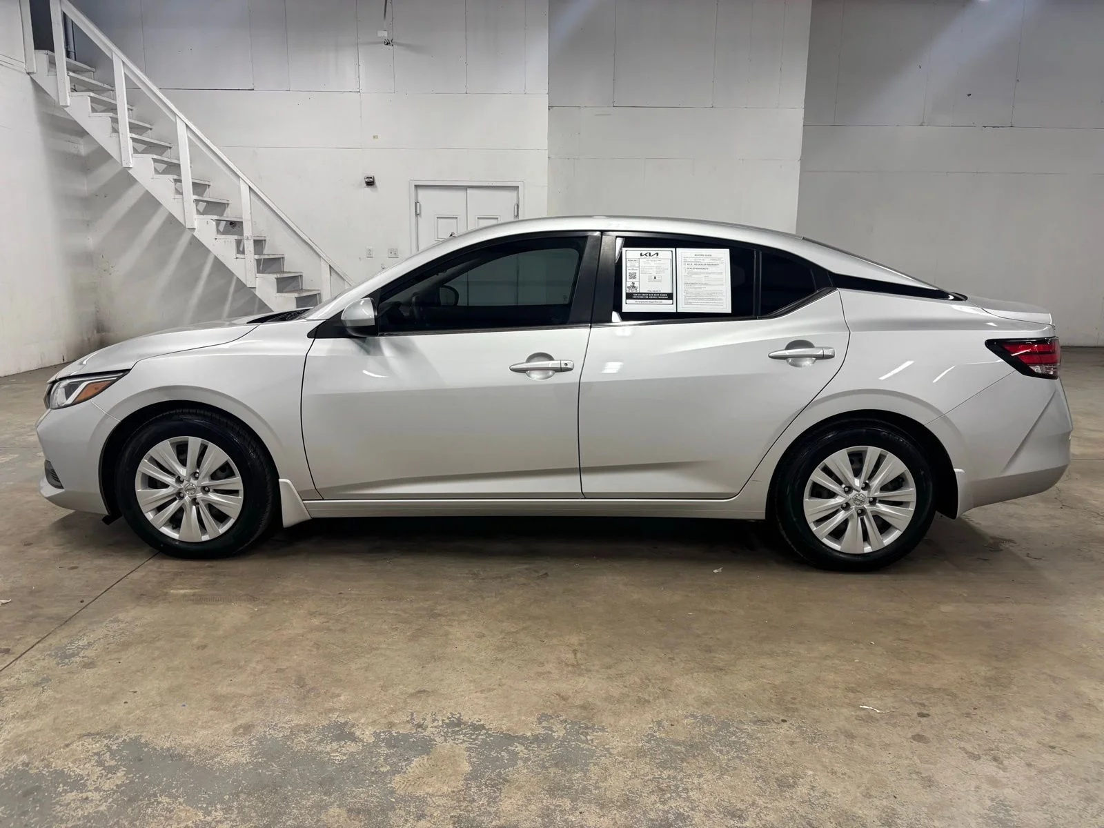 Used 2023 Silver Nissan S image 4
