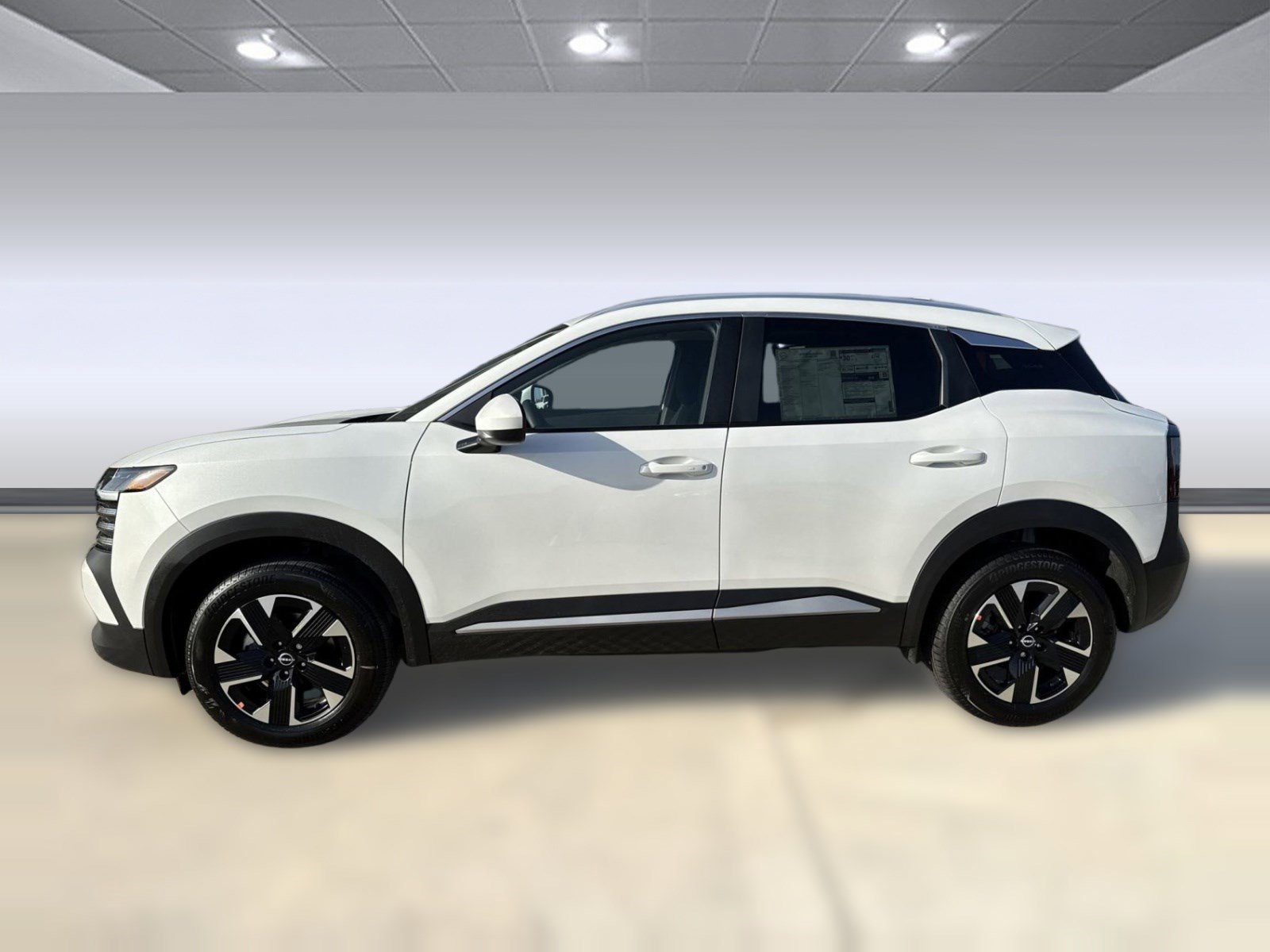 2025 Nissan Kicks SV AWD - Photo 2