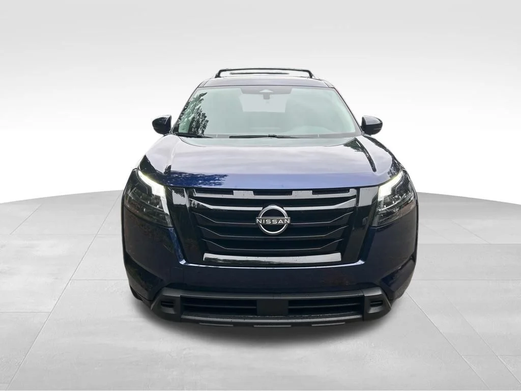 Used 2023 Blue Nissan SV image 9