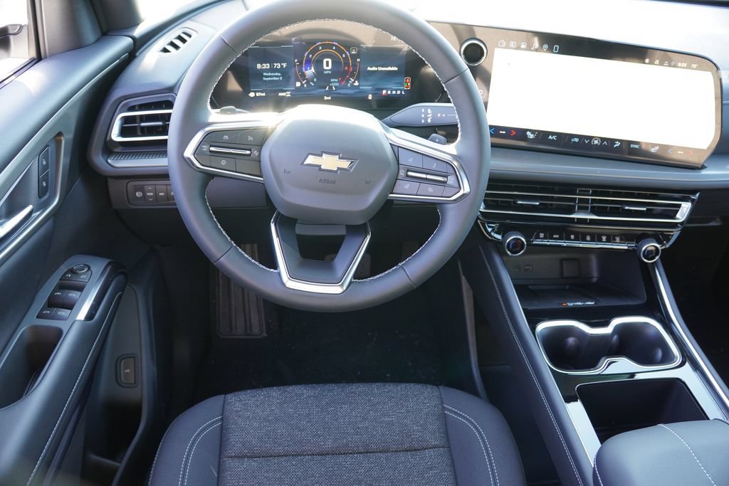 New 2027 Polar White Tricoat Chevrolet LT image 14