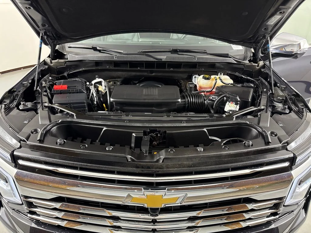 Used 2025 Gray Chevrolet Premier image 47