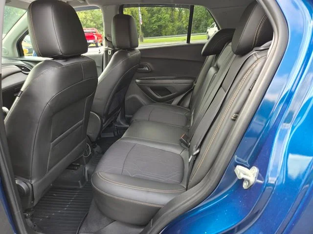 Used 2020 Blue Chevrolet LT image 11