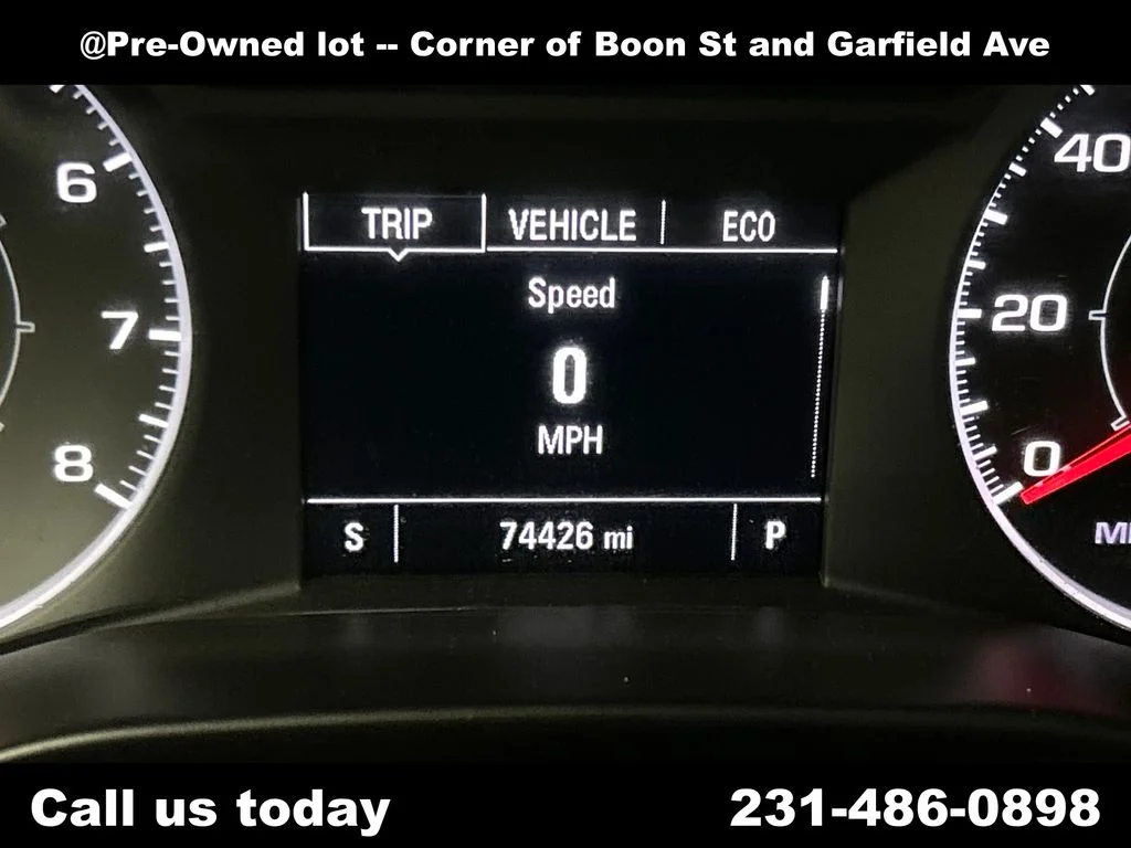 Used 2019 White GMC SLE-2 image 24