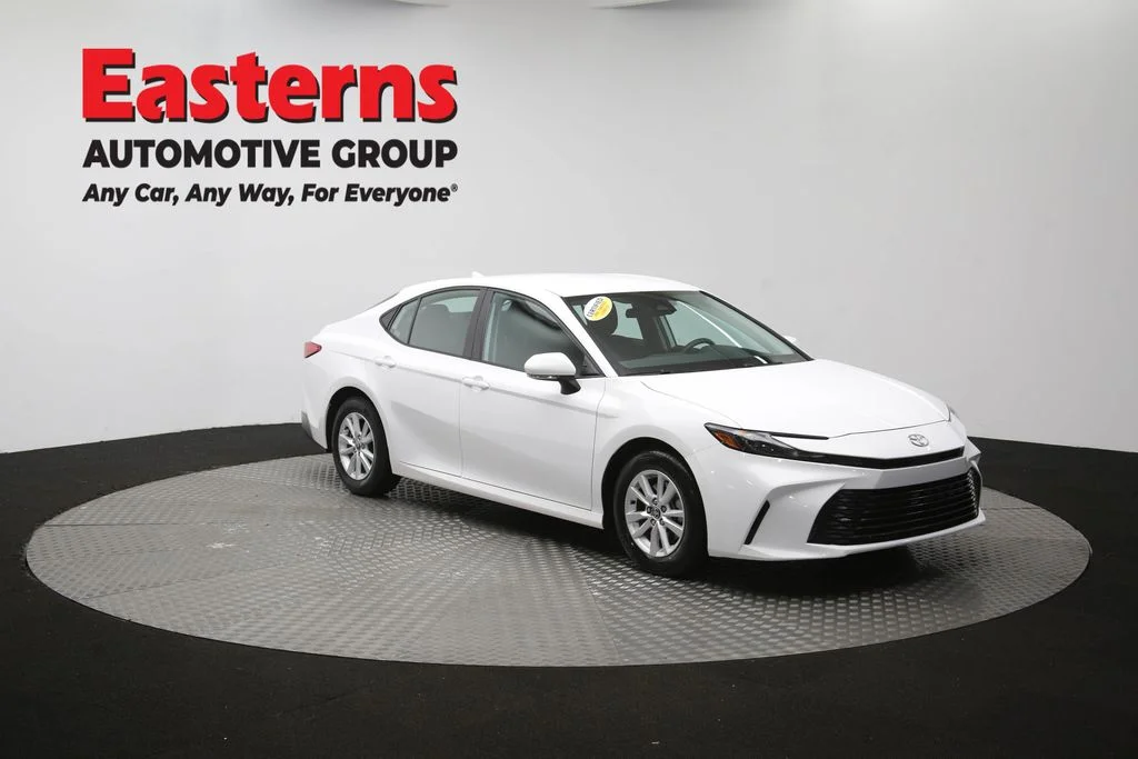 Used 2025 White Toyota LE image 47