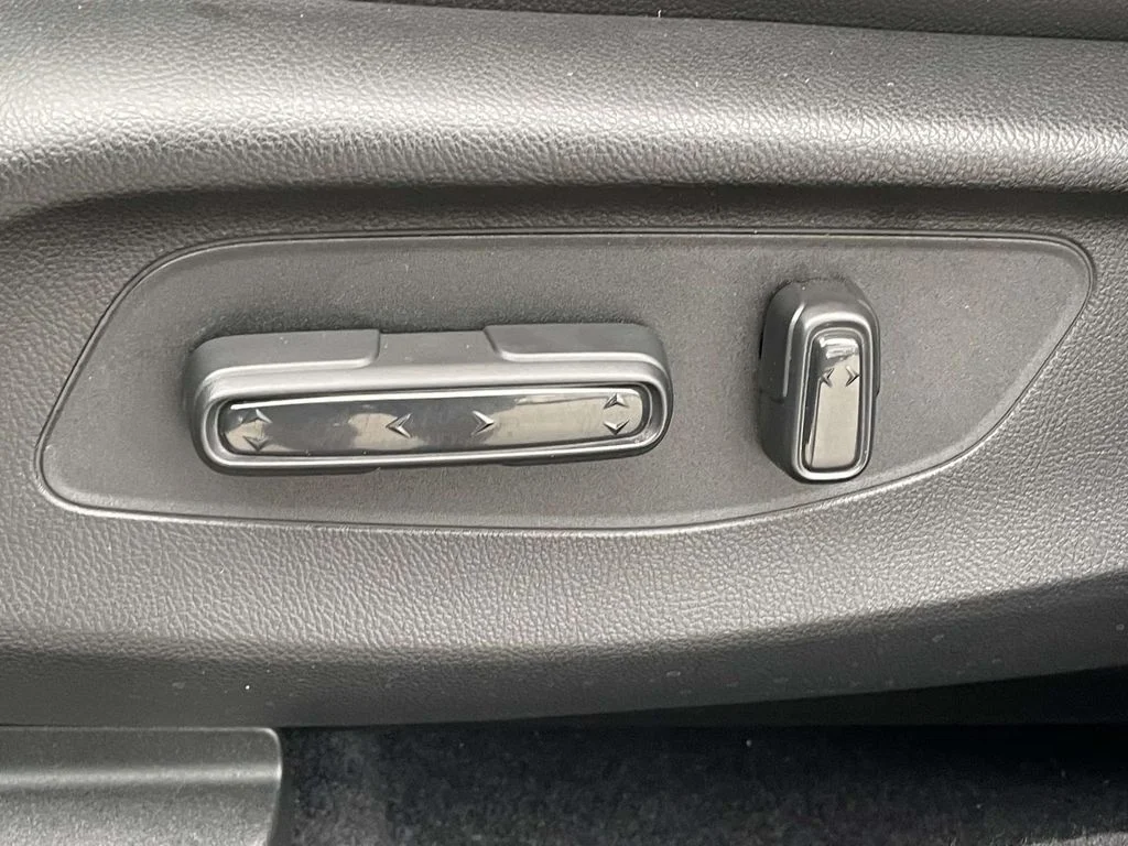 Used 2024  Honda EX-L image 7