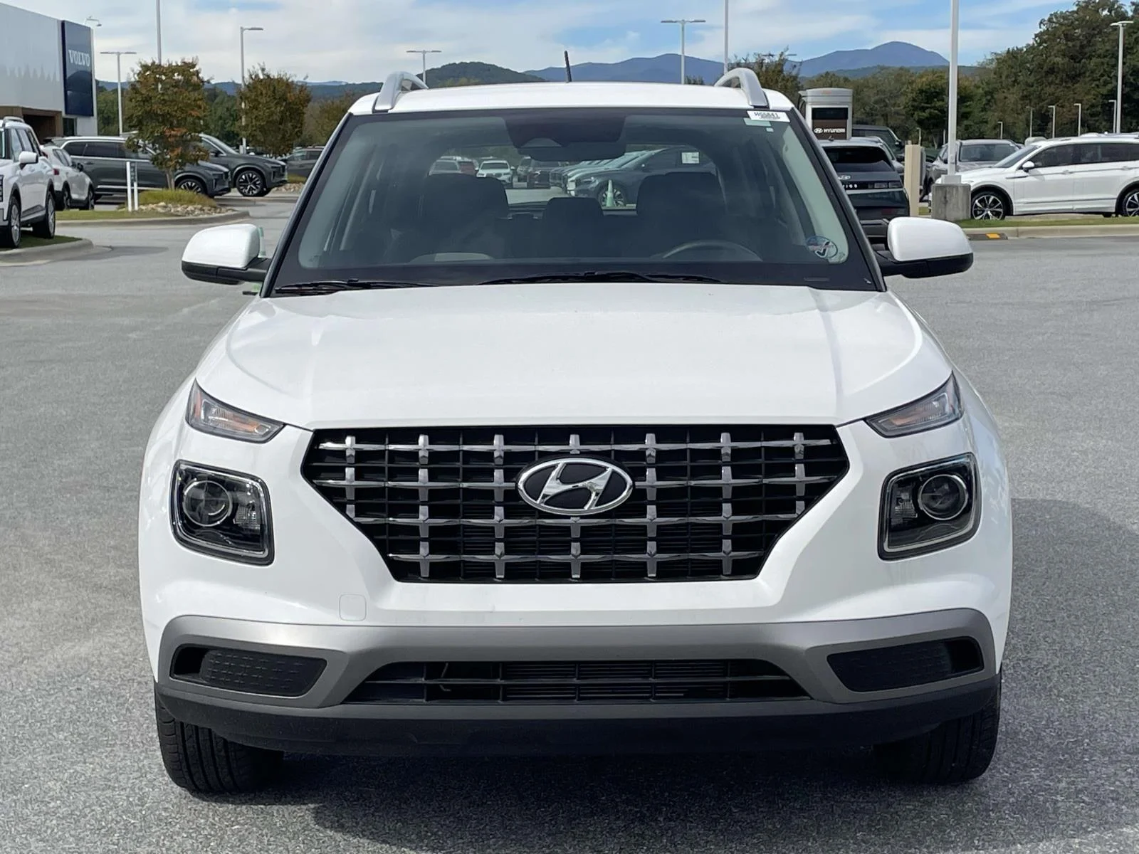 Used 2026 Lunar White Hyundai SEL image 23
