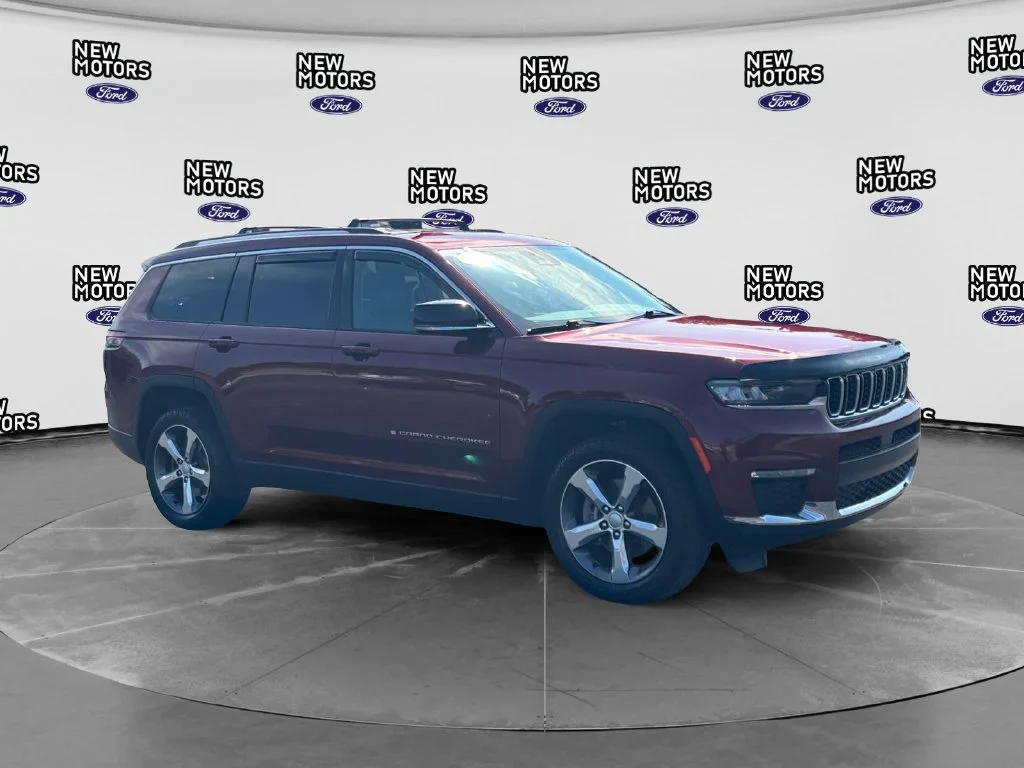 Used 2021 Velvet Jeep Limited image 8