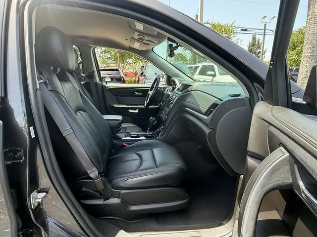 Used 2015 Gray Chevrolet LT image 17