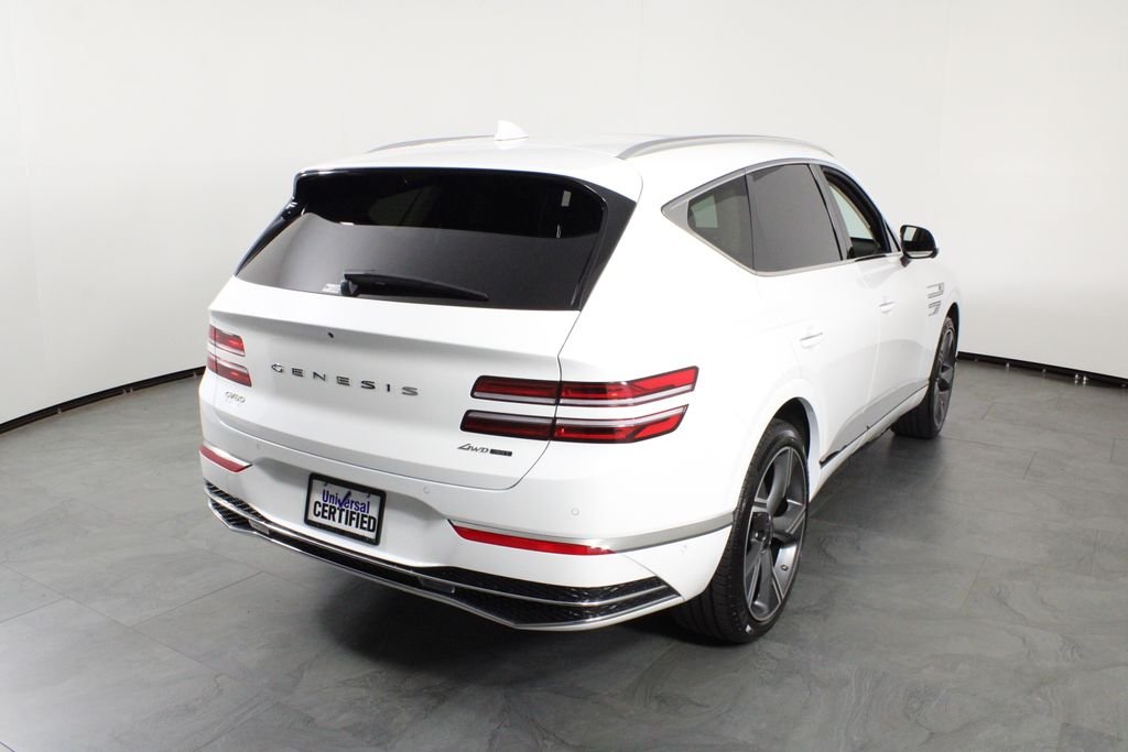 Used 2026 White Genesis 3.5T Prestige image 3
