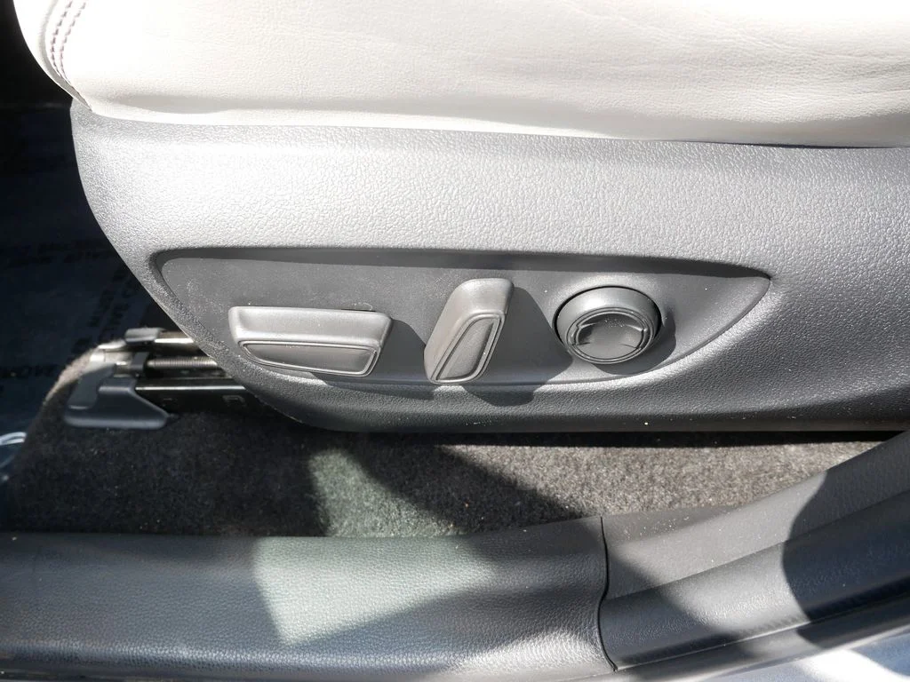 Used 2023 Silver Toyota XLE Premium image 15