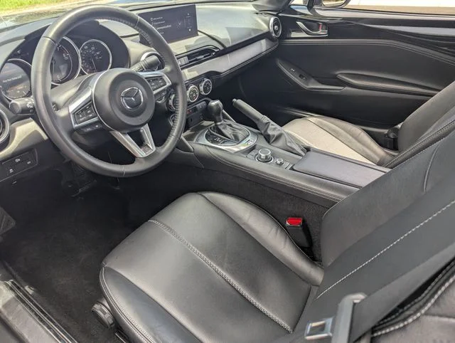 2025 Mazda MX-5 Miata RF Grand Touring - Photo 14