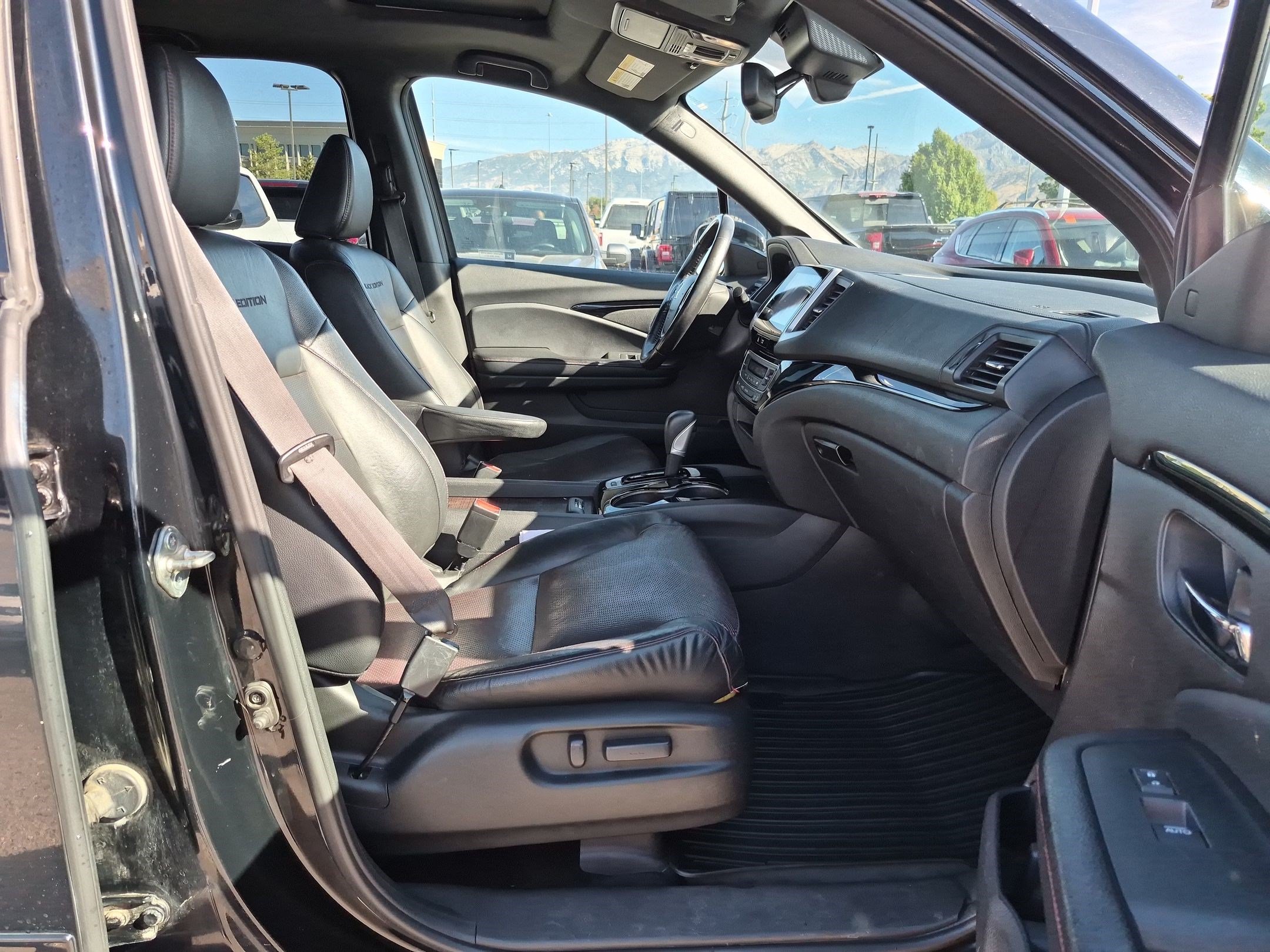 Used 2018 Black Honda Black Edition image 32