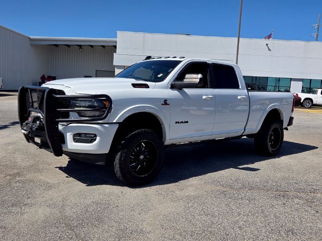 Used 2022 White Ram Limited image 3