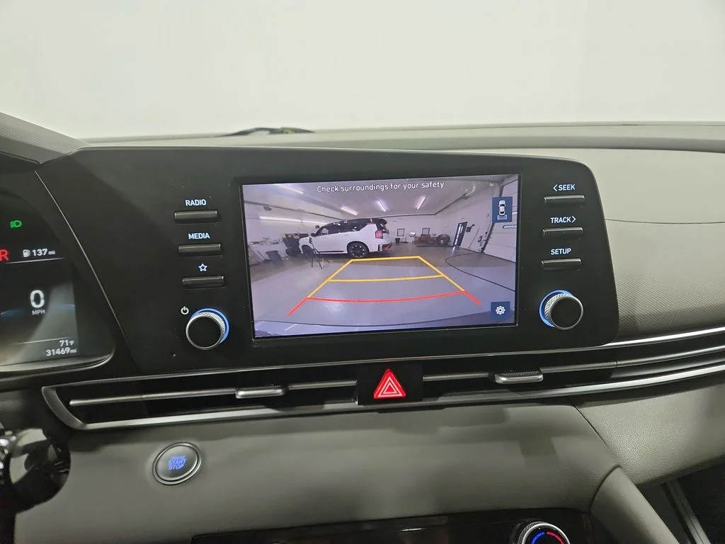 Used 2023 Silver Hyundai SEL image 20