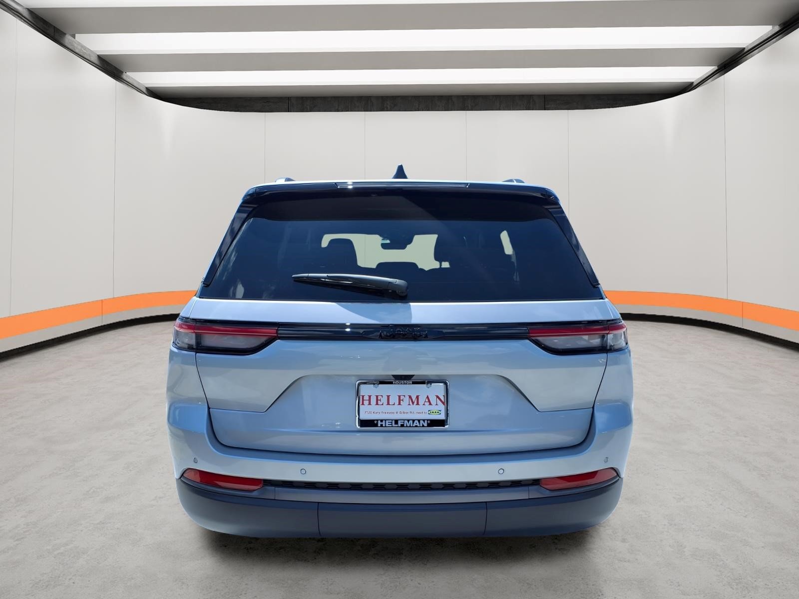 New 2026 Silver Zynith Exterior Paint Jeep Laredo Altitude image 5