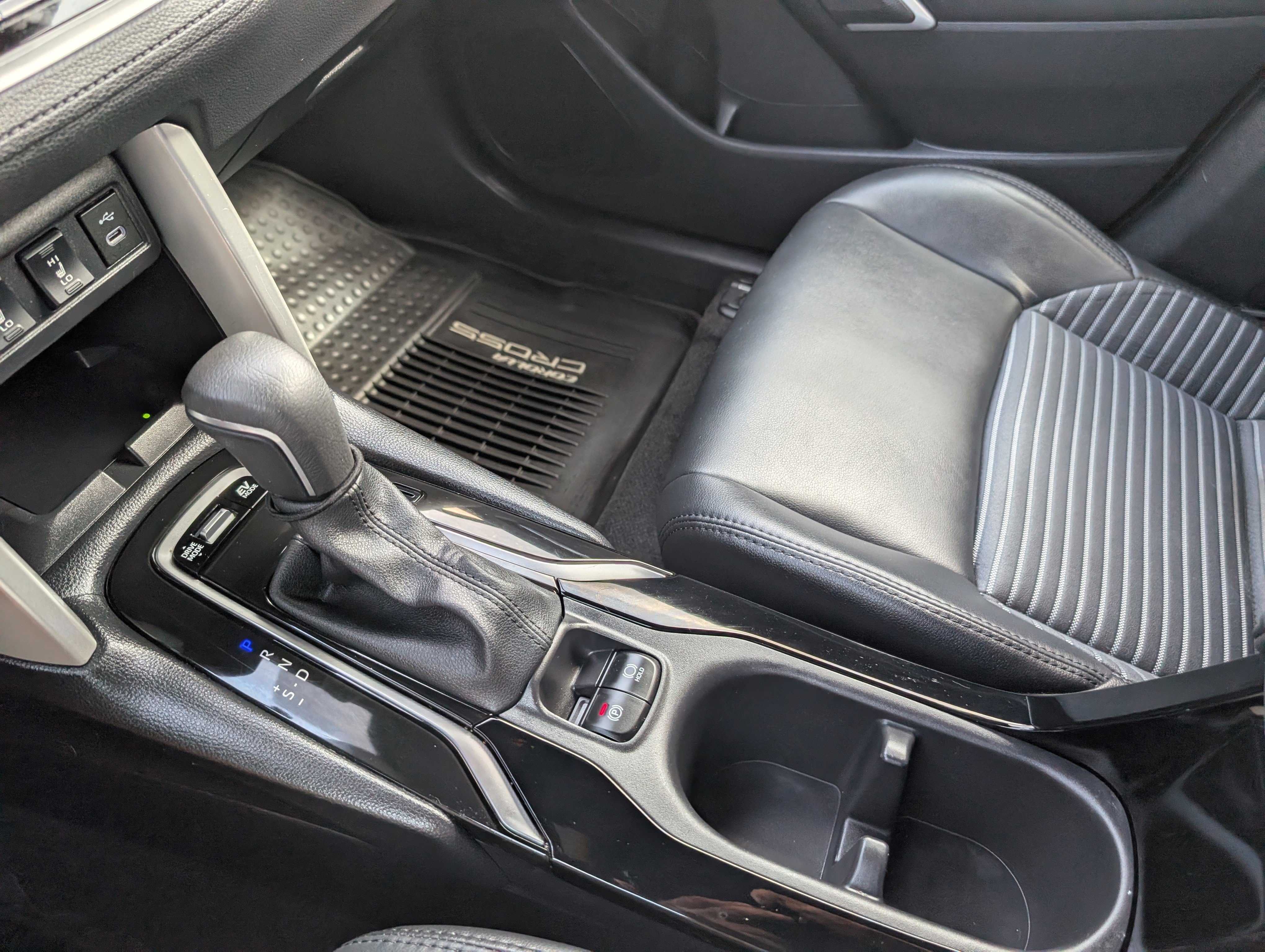Used 2025 Red Crystal Toyota Hybrid XSE image 25