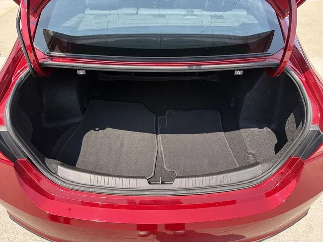 Used 2021 Red Chevrolet RS image 24
