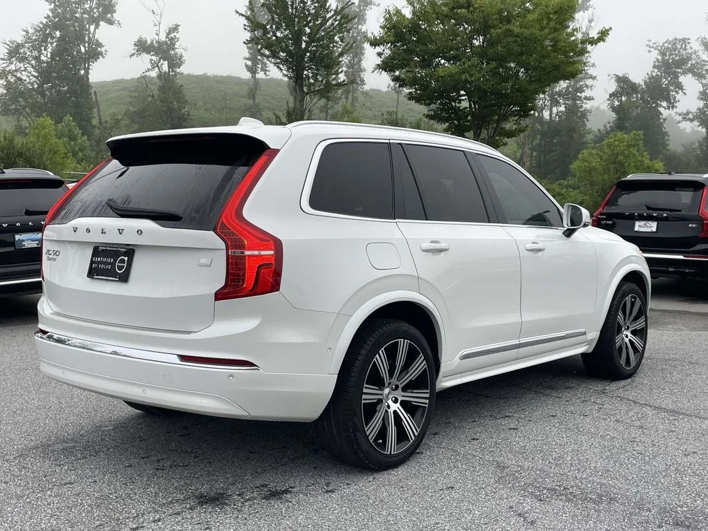 Certified Used 2024 Crystal White Volvo Ultimate image 28