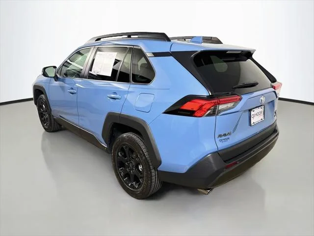 Certified Used 2022 CAVALRY BLUE Toyota  image 5