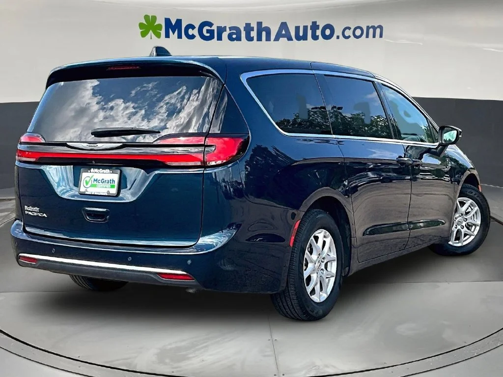 Used 2023 Blue Chrysler Touring L image 7