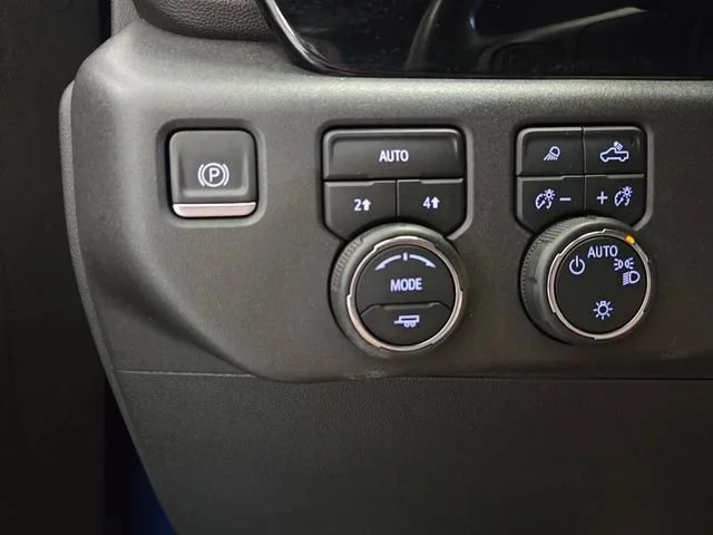 Used 2022 GLACIER BLUE METALLIC Chevrolet LT image 29