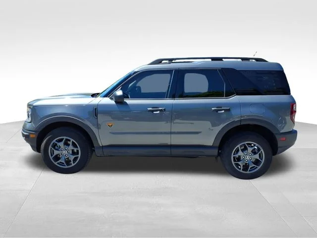 Used 2022 Gray Ford Badlands image 4