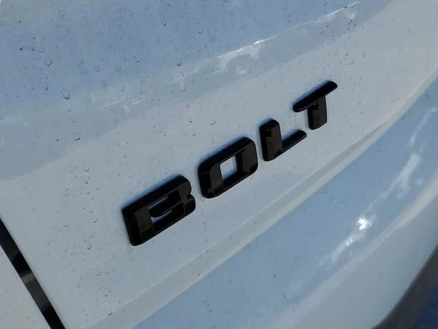 New 2027 Summit White Chevrolet RS image 30