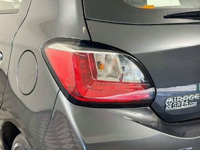 Used 2024 Graphite Gray Metallic Mitsubishi ES image 31