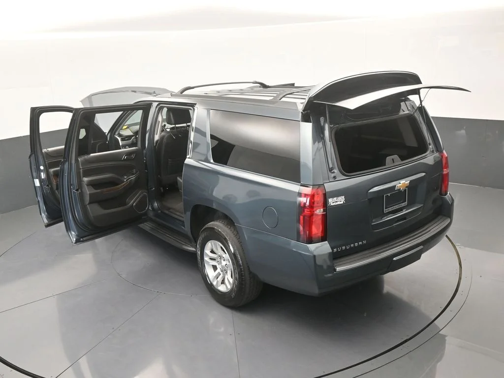 Used 2020 Shadow Gray Metallic Chevrolet LT image 78