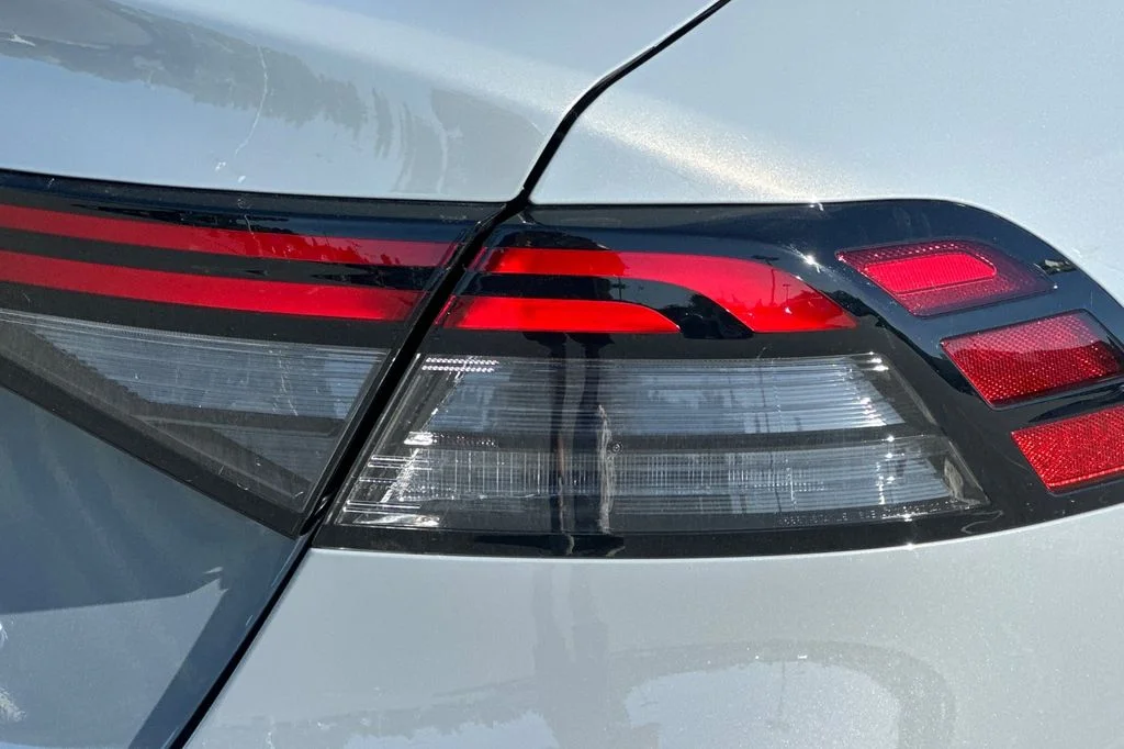 New 2026 Urban Gray Pearl Honda Touring image 29