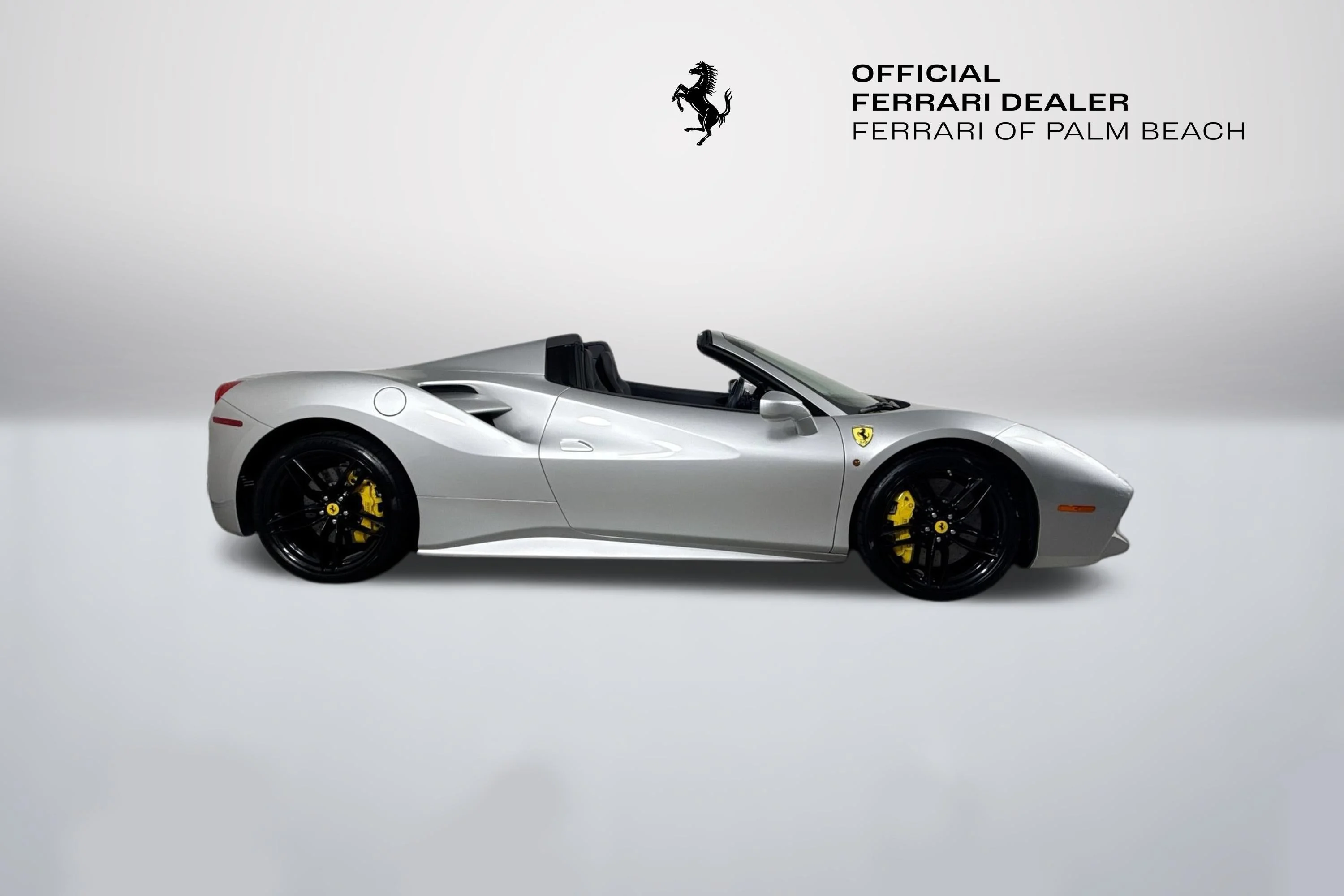 Certified Used 2018 Argento Nurburgring Ferrari Base image 8