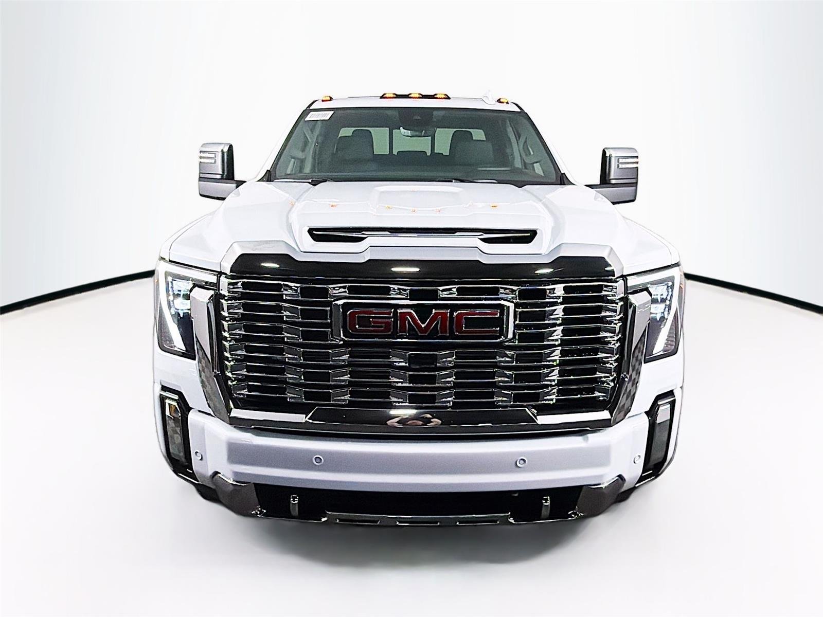 2026 GMC Sierra 2500HD Denali - Photo 13