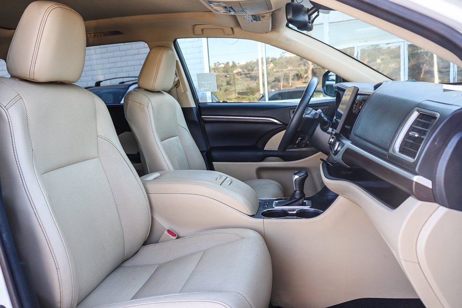 2016 Toyota Highlander Limited Platinum - Photo 16
