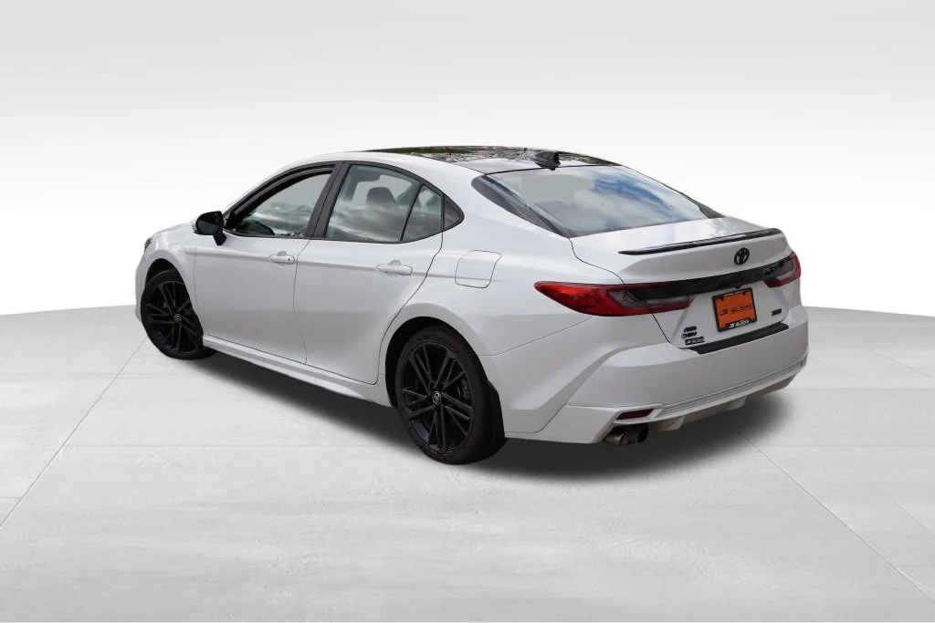 Used 2025 Pearl Toyota XSE image 7