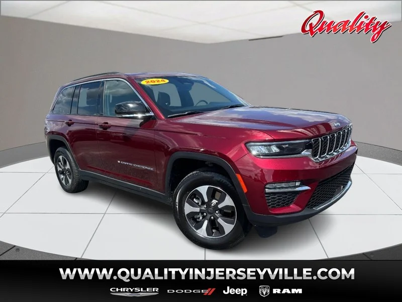 2024 Jeep Grand Cherokee for sale at Quality CDJR
