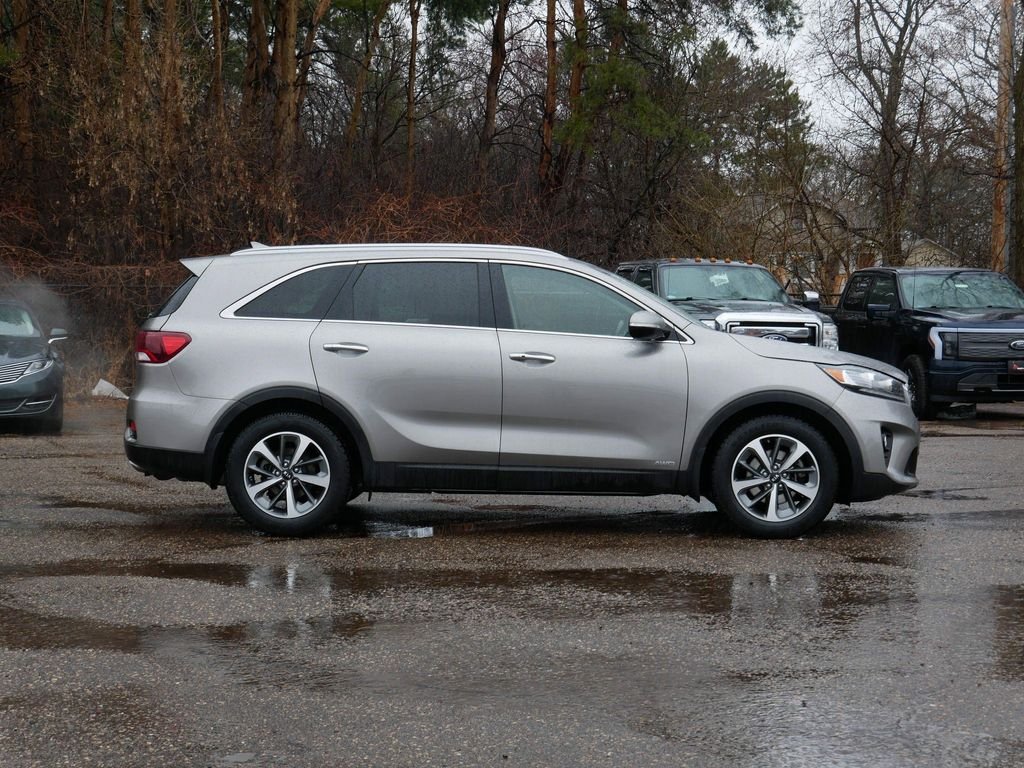Used 2019 Kia Sorento EX with VIN 5XYPHDA53KG505116 for sale in White Bear Lake, Minnesota