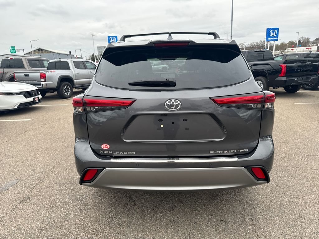 Used 2023 Gray Toyota Platinum image 6