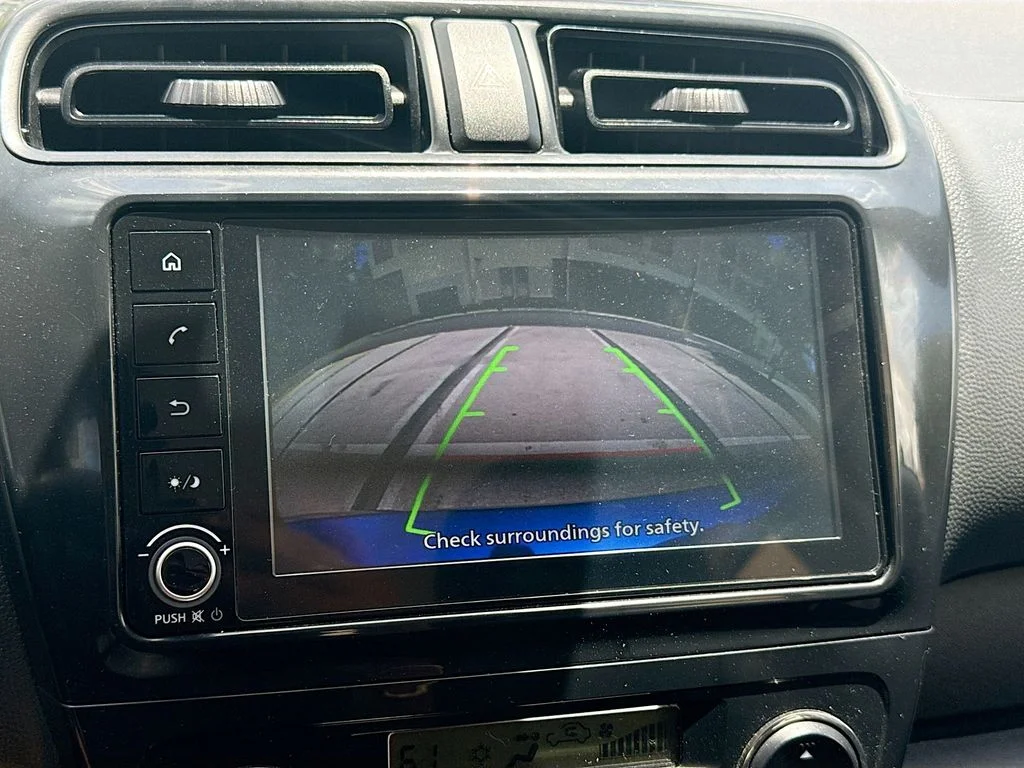 Used 2024  Mitsubishi ES image 14