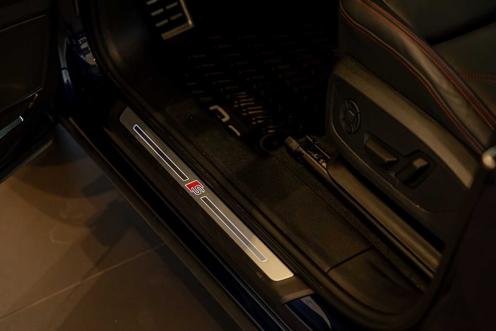 2025 Audi Q3 S Line Premium Plus - Photo 14
