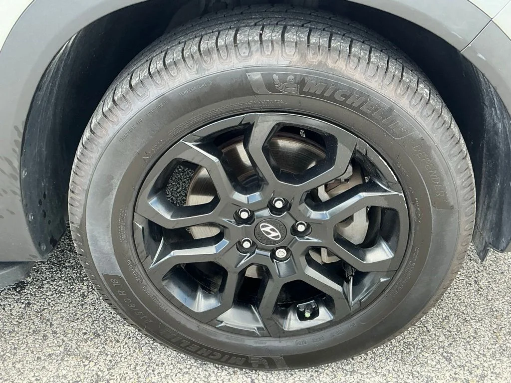 Used 2022 Silver Hyundai XRT image 10