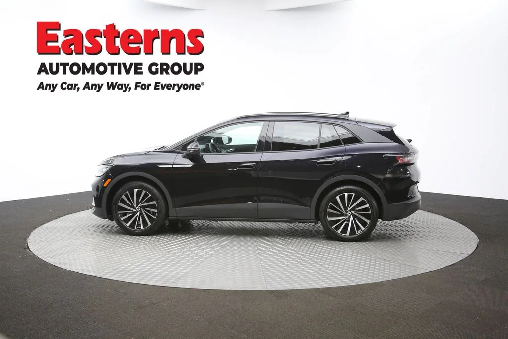 Used 2024 Black Volkswagen S image 57