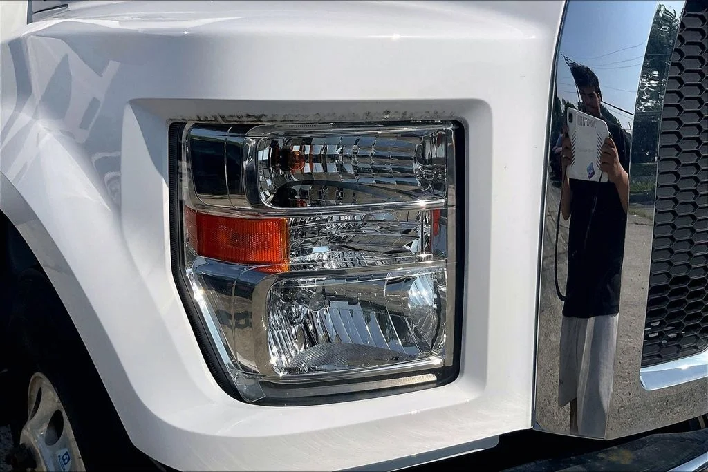 Used 2018 White Ford Base image 27