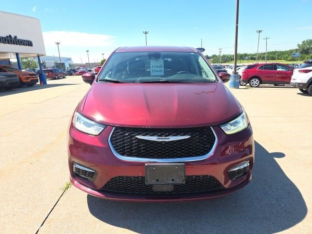 Certified Used 2023 Velvet Red Pearlcoat Chrysler Touring L image 2