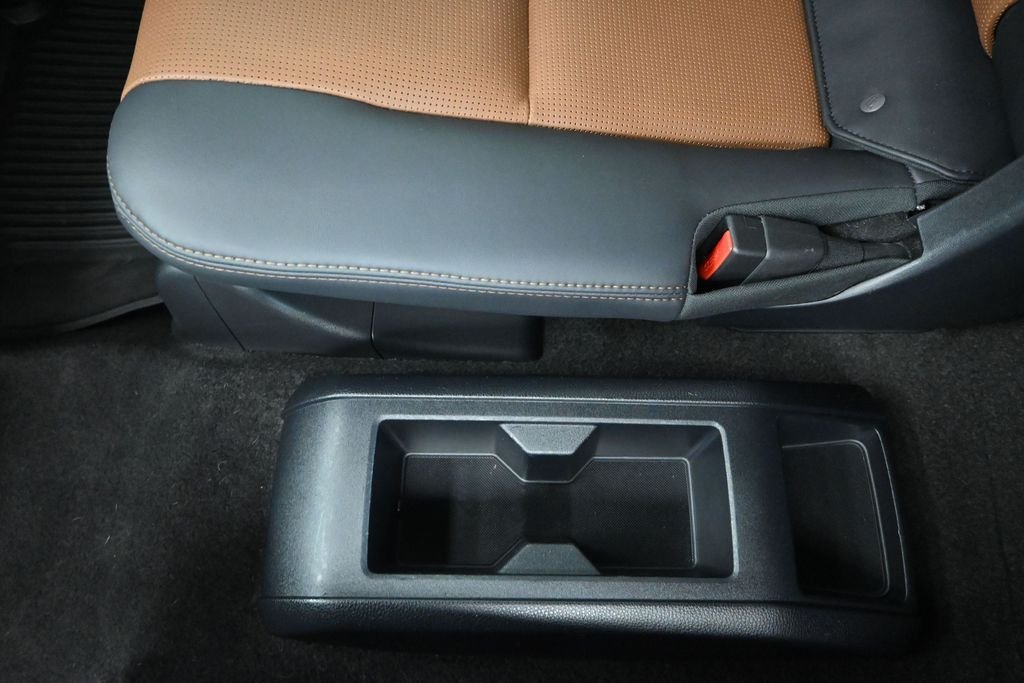 2024 Lexus GX Luxury - Photo 17