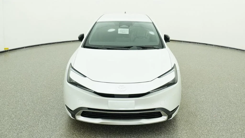 New 2026 Wind Chill Pearl Toyota SE image 33