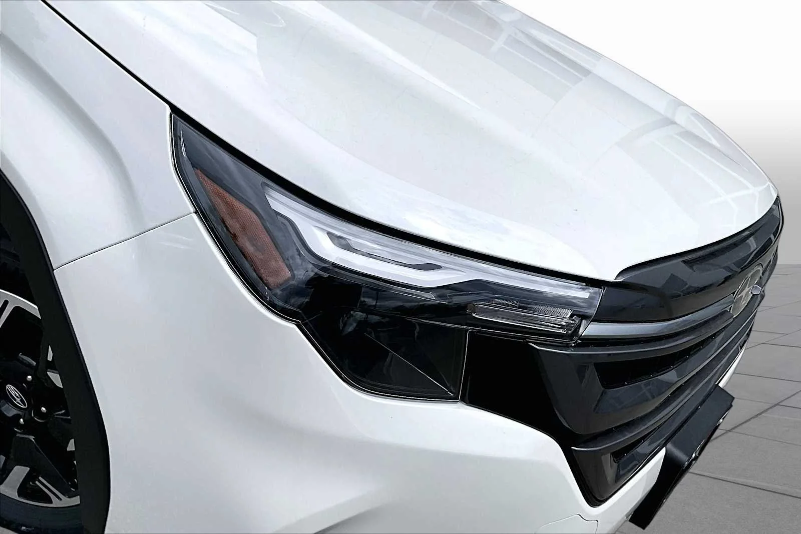New 2026 Crystal White Pearl Subaru Premium image 14