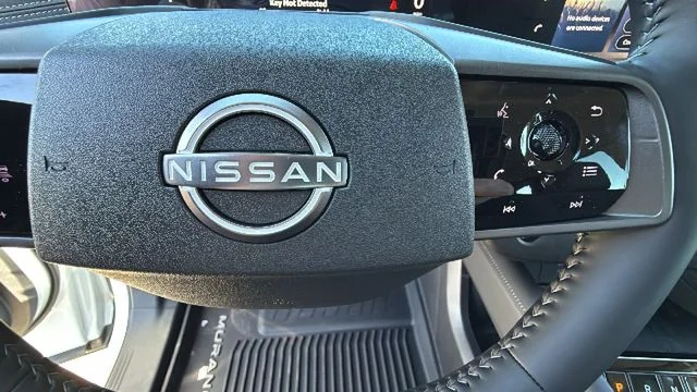 New 2026 Everest White Pearl TriCoat Nissan SV image 20