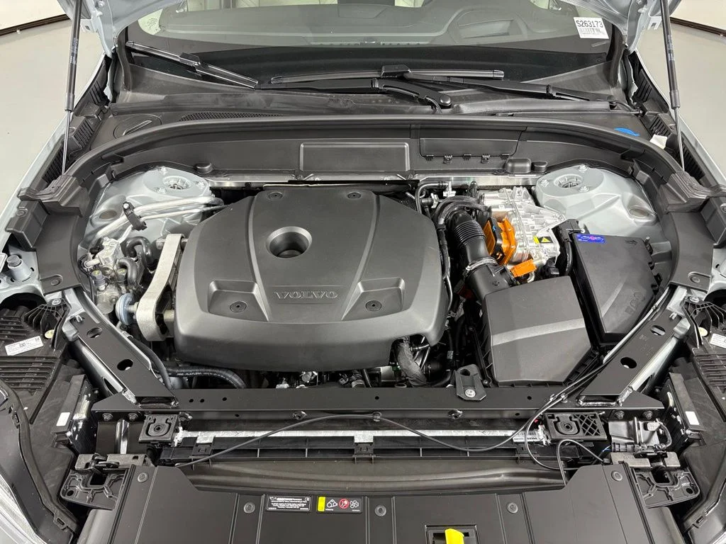 New 2026 Vapour Grey Volvo Ultra image 44