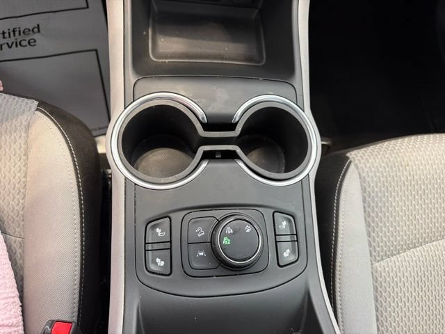 Used 2022 Summit White GMC SLE image 19